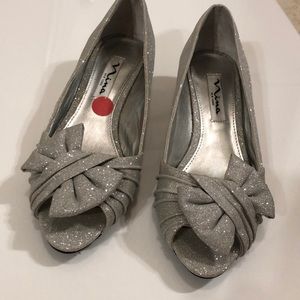 Nina New York Womens dress shoes.